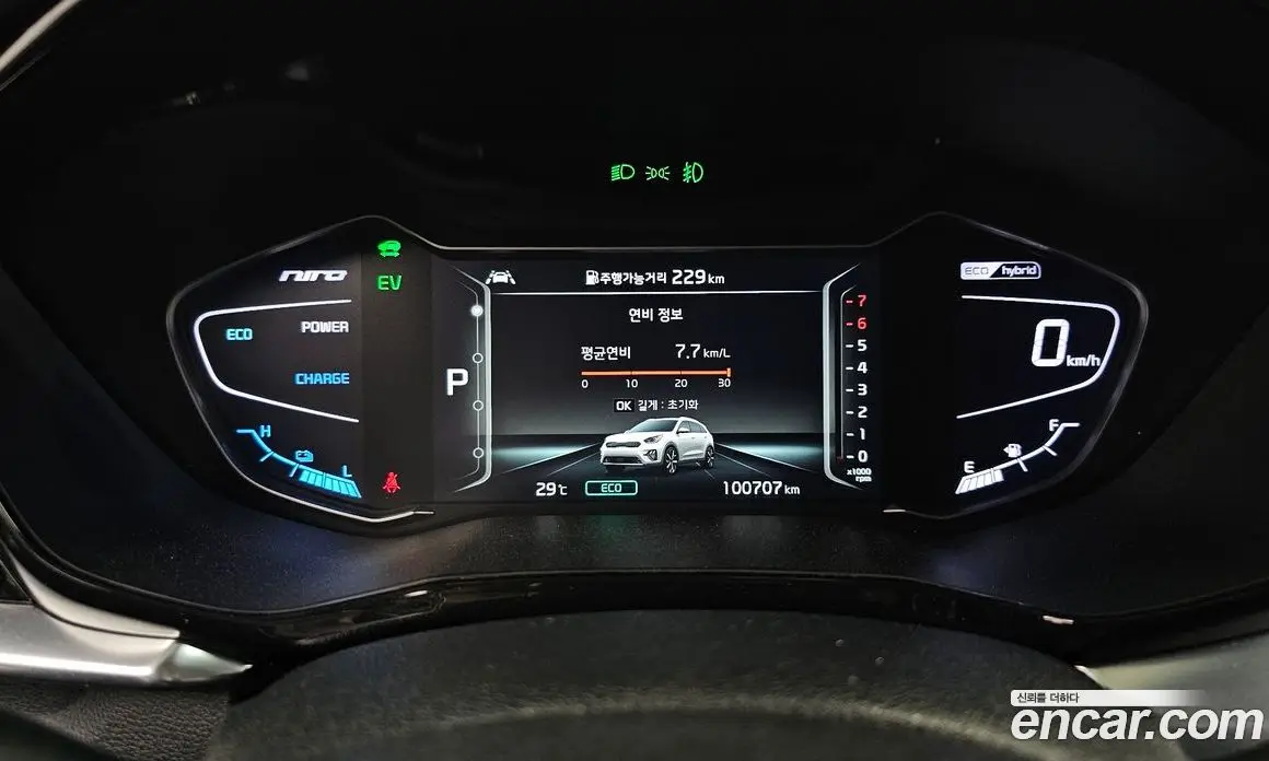Kia Niro 2021 1.6 автомат (гидро), фото 11