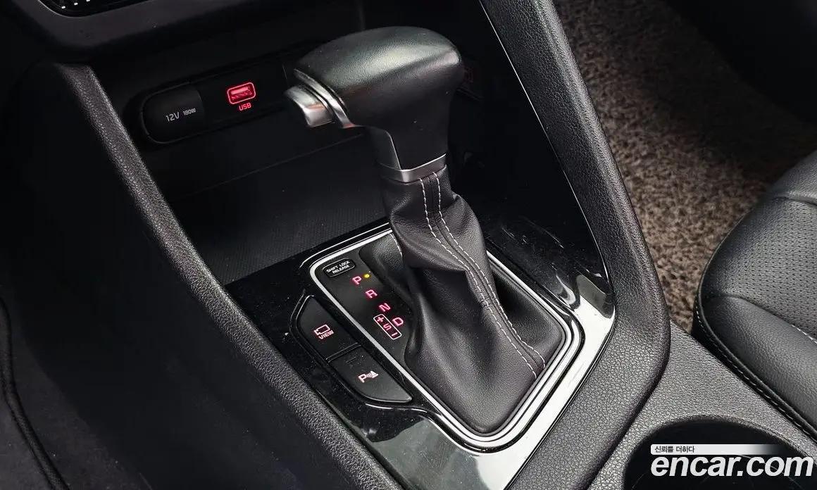 Kia Niro 2021 1.6 автомат (гидро), фото 12