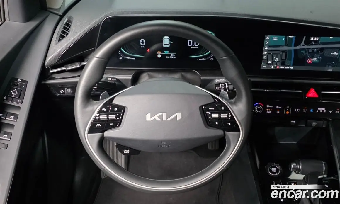 Kia Niro 2022 1.6 автомат (гидро), фото 13