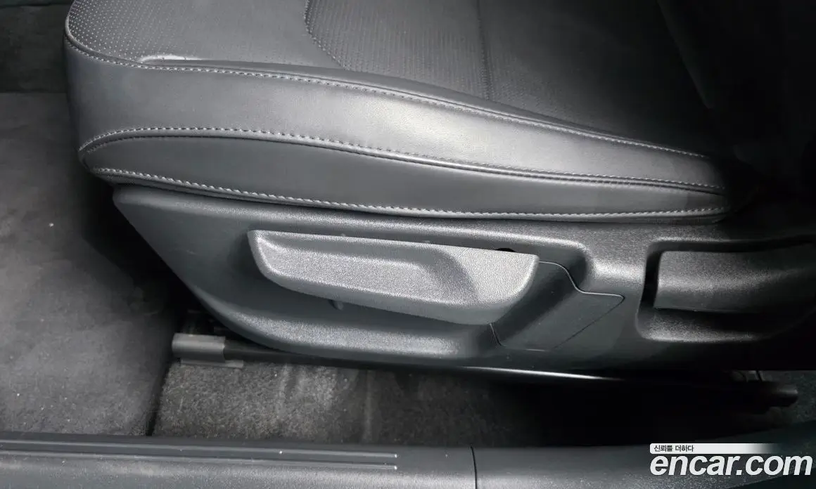 Kia Niro 2022 1.6 автомат (гидро), фото 19