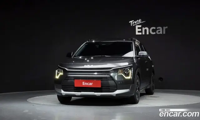 Kia Niro 2022 1.6 автомат (гидро), миниатюра 3