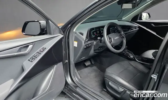 Kia Niro 2022 1.6 автомат (гидро), миниатюра 10