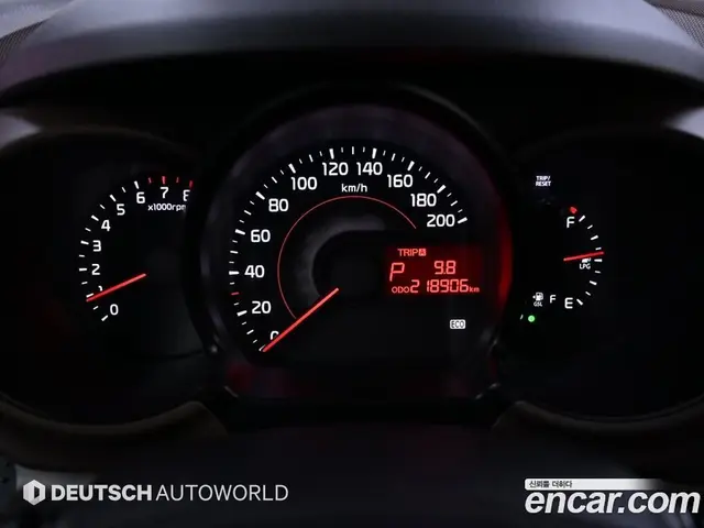Kia Ray 2015 1.0 автомат (гидро), миниатюра 8