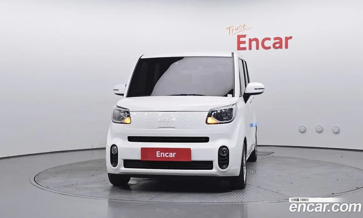 Kia Ray 2022 1.0 автомат (гидро), фото 3