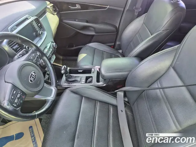 Kia Sorento 2014 2.0 автомат (гидро), миниатюра 6 Kia Sorento 2014 2.0 автомат (гидро), миниатюра 6