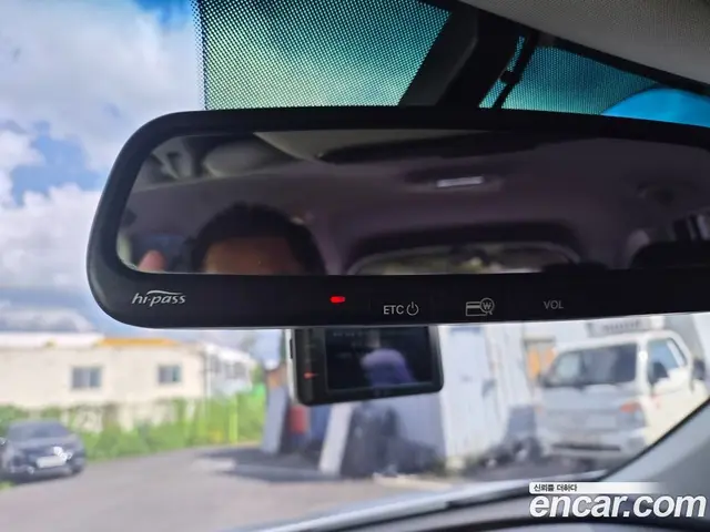 Kia Sorento 2014 2.0 автомат (гидро), миниатюра 10 Kia Sorento 2014 2.0 автомат (гидро), миниатюра 10