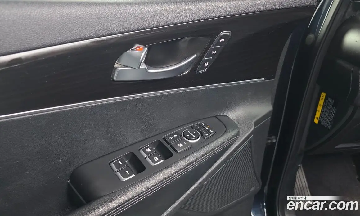 Kia Sorento 2017 2.2 автомат (гидро), фото 17 Kia Sorento 2017 2.2 автомат (гидро), фото 17