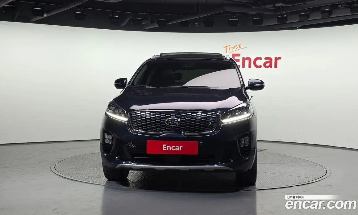 Kia Sorento 2017 2.2 автомат (гидро), фото 3 Kia Sorento 2017 2.2 автомат (гидро), фото 3
