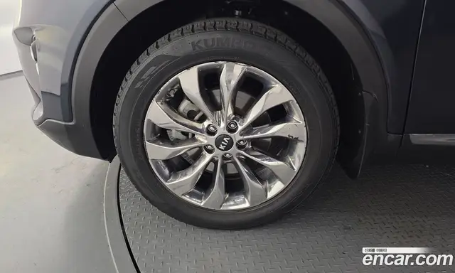 Kia Sorento 2017 2.2 автомат (гидро), миниатюра 5 Kia Sorento 2017 2.2 автомат (гидро), миниатюра 5