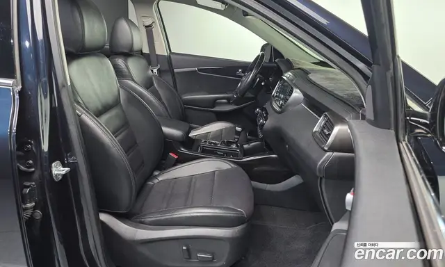 Kia Sorento 2017 2.2 автомат (гидро), миниатюра 10 Kia Sorento 2017 2.2 автомат (гидро), миниатюра 10