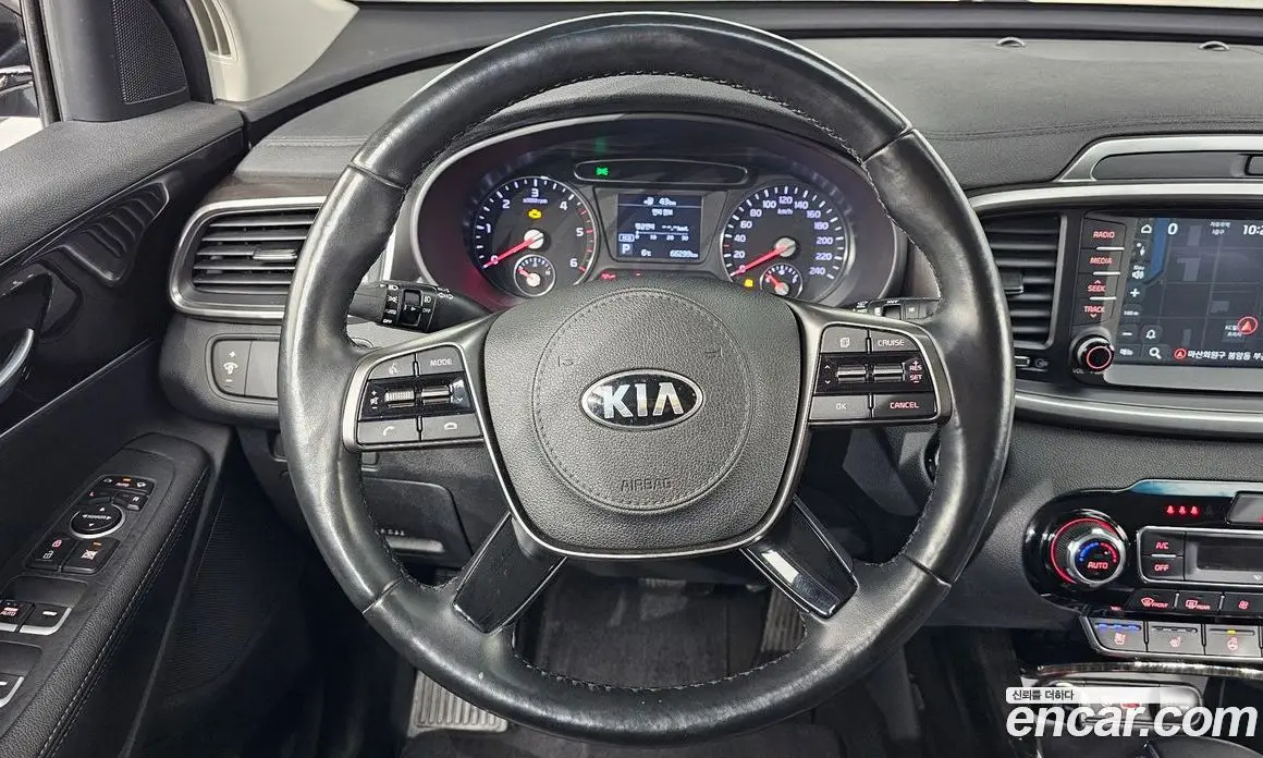 Kia Sorento 2018 2.0 автомат (гидро), фото 13 Kia Sorento 2018 2.0 автомат (гидро), фото 13