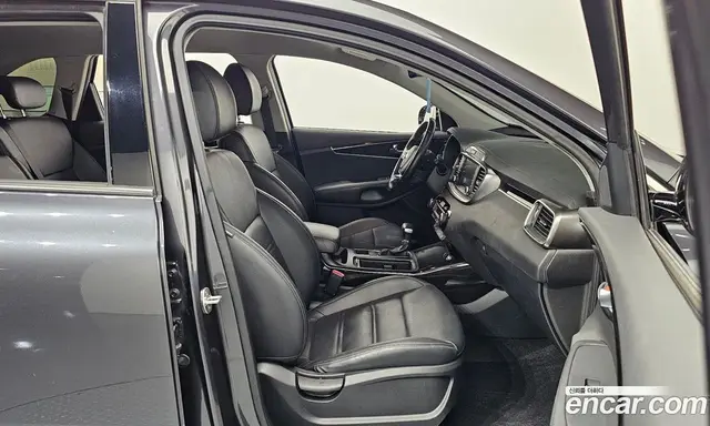 Kia Sorento 2018 2.0 автомат (гидро), миниатюра 10 Kia Sorento 2018 2.0 автомат (гидро), миниатюра 10