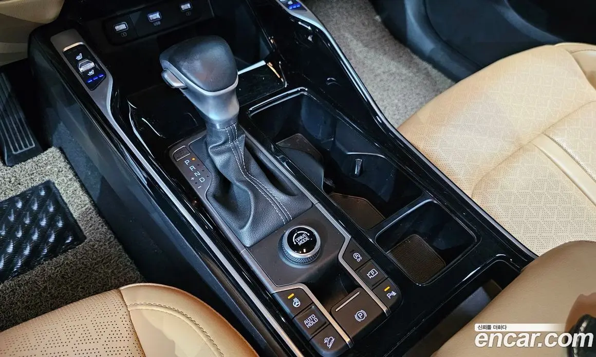 Kia Sorento 2020 2.2 автомат (гидро), фото 12 Kia Sorento 2020 2.2 автомат (гидро), фото 12