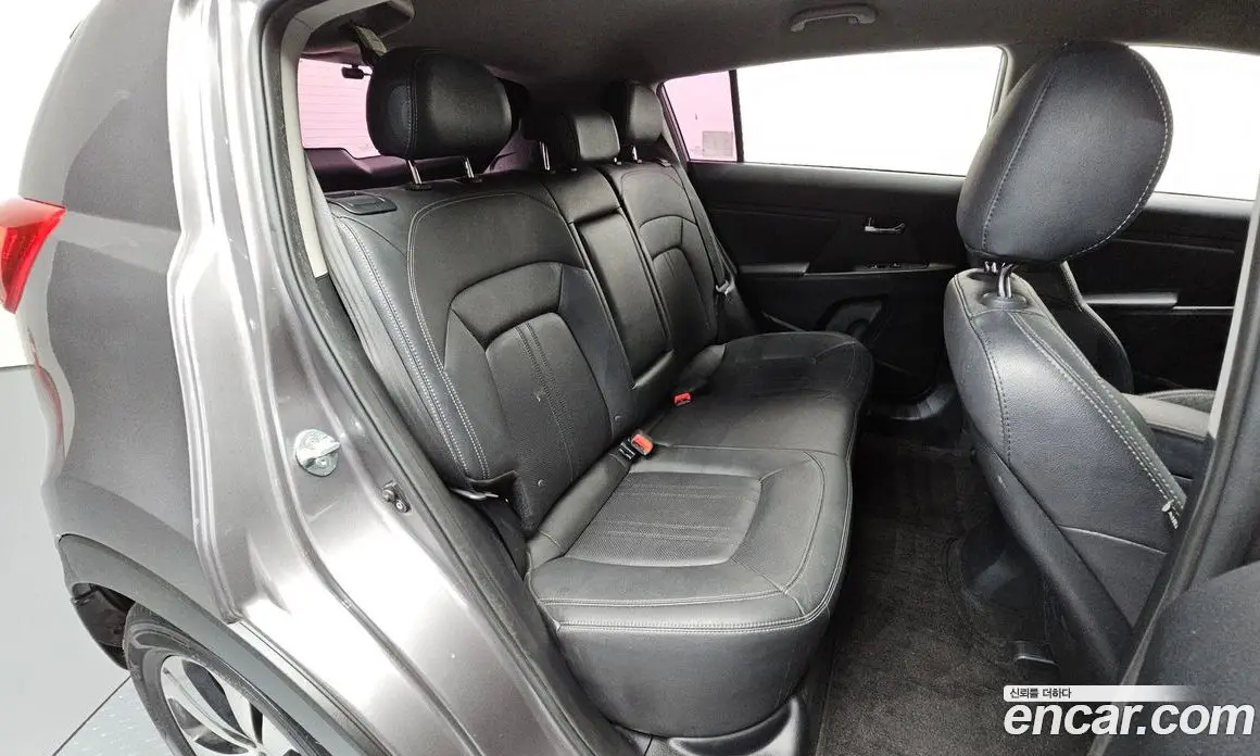Kia Sportage 2013 2.0 автомат (гидро), фото 11