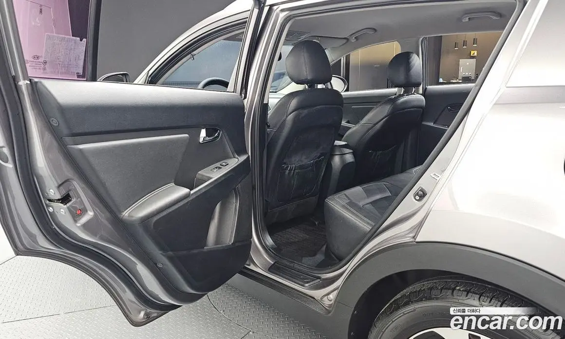 Kia Sportage 2013 2.0 автомат (гидро), фото 12