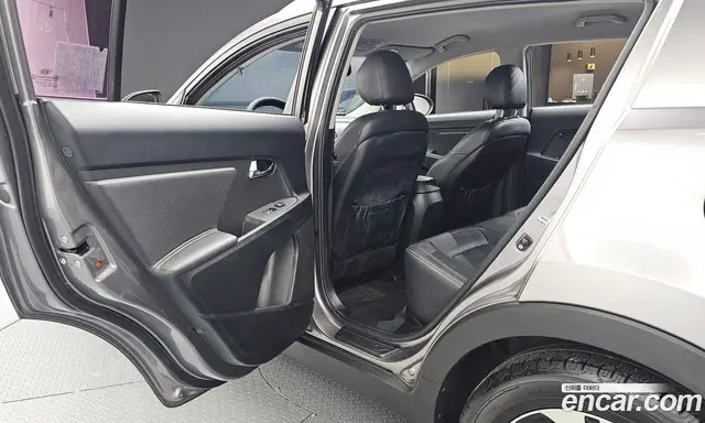 Kia Sportage 2013 2.0 автомат (гидро), миниатюра 12