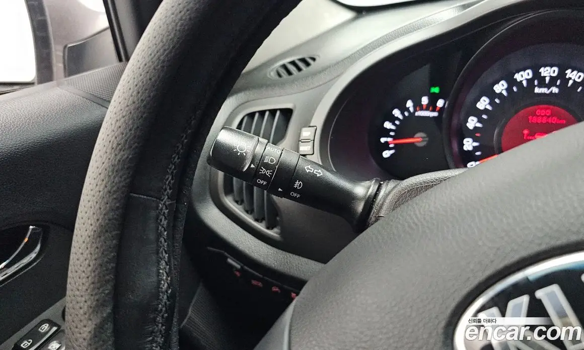 Kia Sportage 2013 2.0 автомат (гидро), фото 16