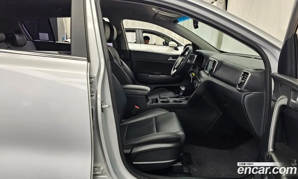 Kia Sportage 2015 2.0 автомат (гидро), фото 11