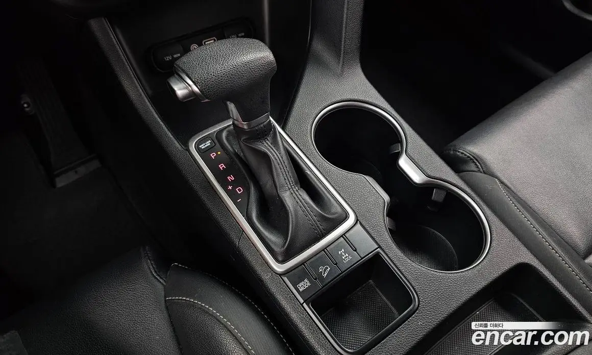 Kia Sportage 2015 2.0 автомат (гидро), фото 9