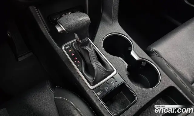 Kia Sportage 2015 2.0 автомат (гидро), миниатюра 9