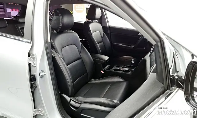 Kia Sportage 2016 2.0 автомат (гидро), миниатюра 11