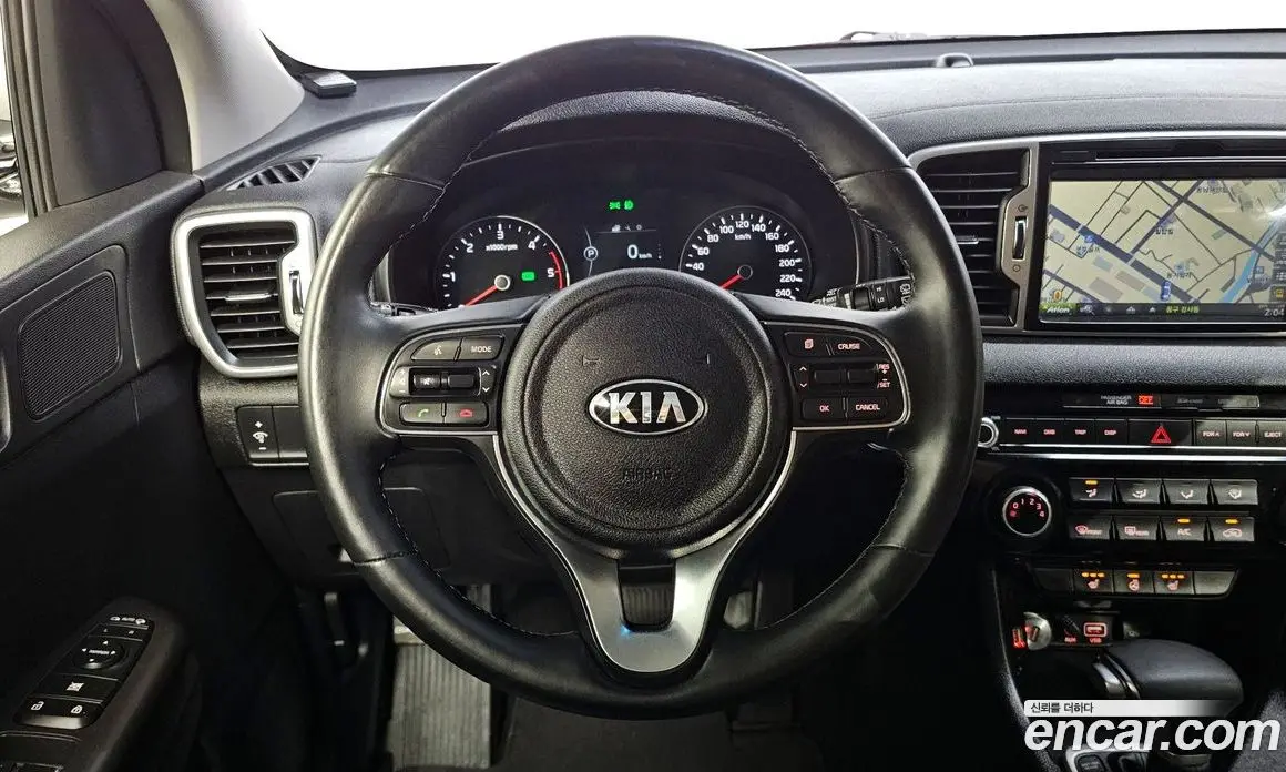 Kia Sportage 2016 2.0 автомат (гидро), фото 13