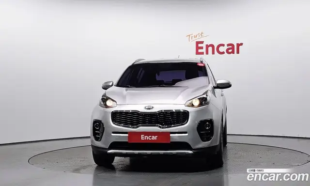 Kia Sportage 2016 2.0 автомат (гидро), миниатюра 3