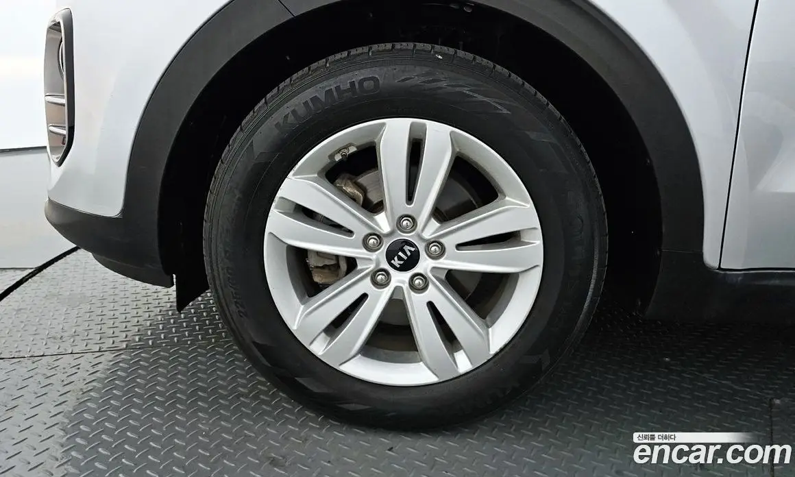 Kia Sportage 2016 2.0 автомат (гидро), фото 5