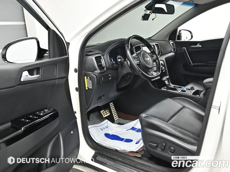 Kia Sportage 2016 2.0 автомат (гидро), фото 11