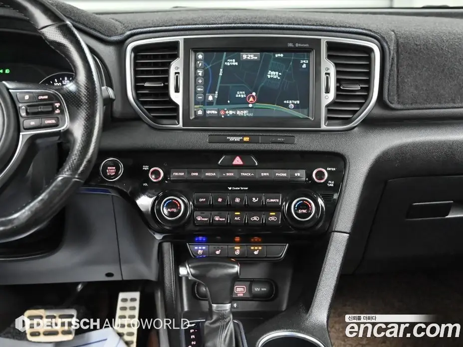 Kia Sportage 2016 2.0 автомат (гидро), фото 14