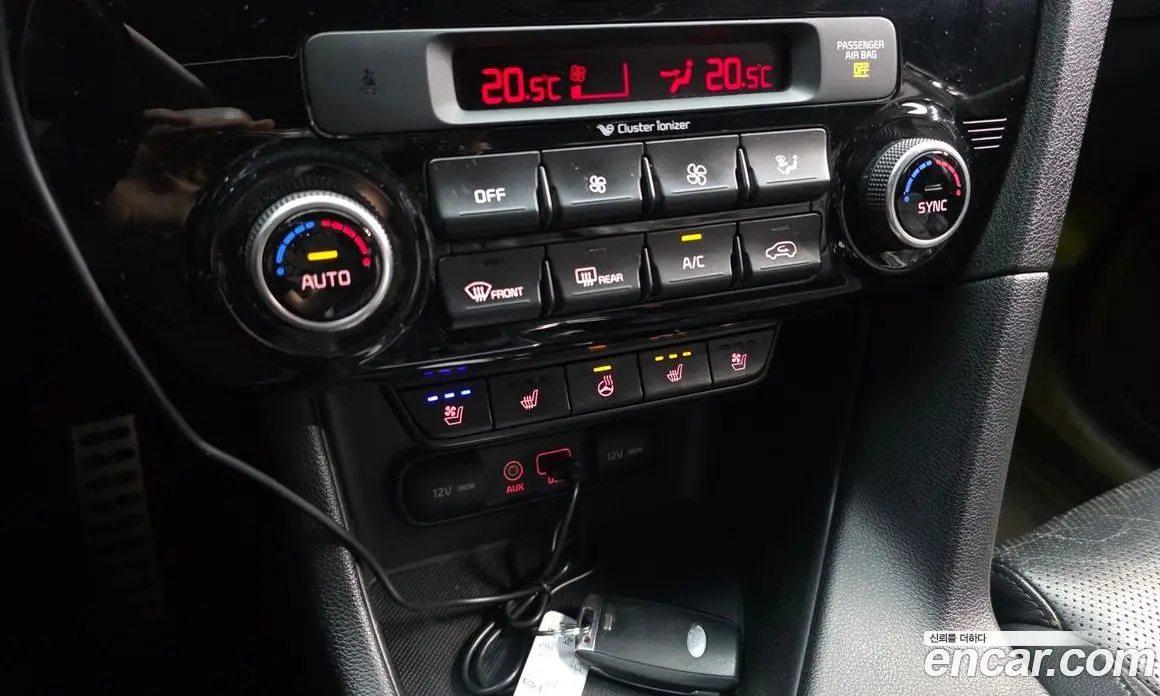 Kia Sportage 2016 2.0 автомат (гидро), фото 16