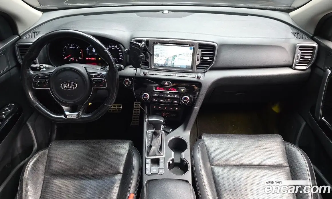 Kia Sportage 2016 2.0 автомат (гидро), фото 7