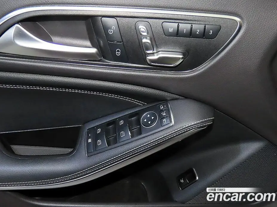 Mercedes-Benz CLA-Class 2017 2.0 автомат (гидро), фото 14 Mercedes-Benz CLA-Class 2017 2.0 автомат (гидро), фото 14