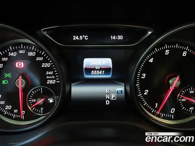 Mercedes-Benz CLA-Class 2017 2.0 автомат (гидро), миниатюра 9 Mercedes-Benz CLA-Class 2017 2.0 автомат (гидро), миниатюра 9