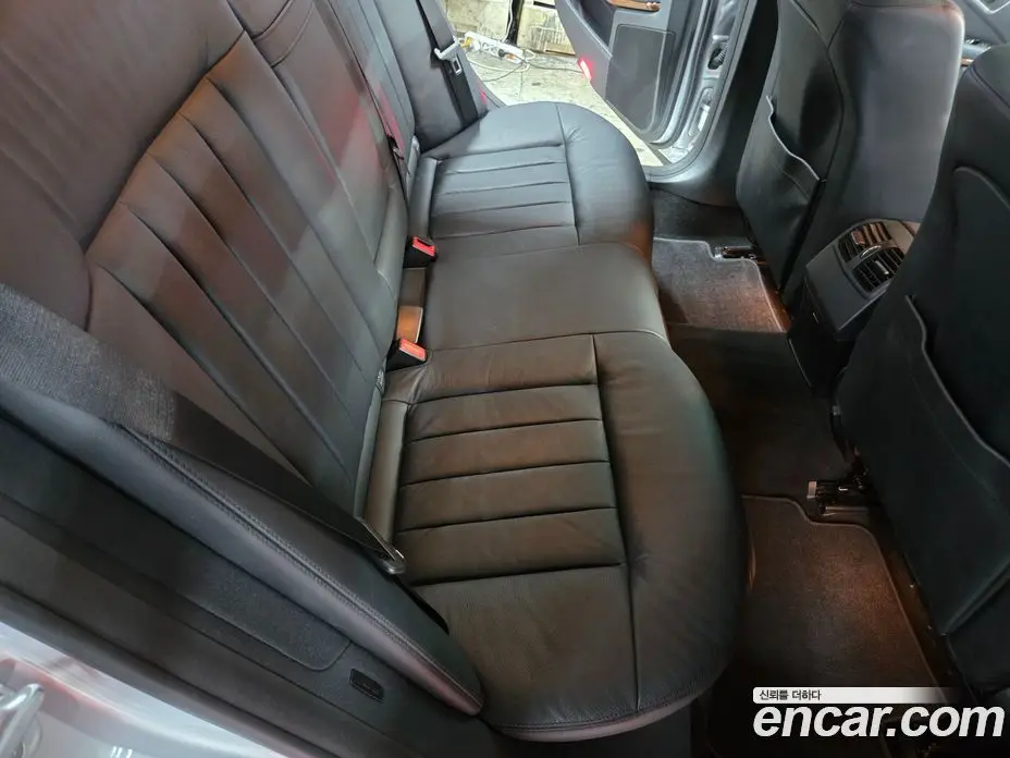 Mercedes-Benz E-Class 2011 3.5 автомат (гидро), фото 16