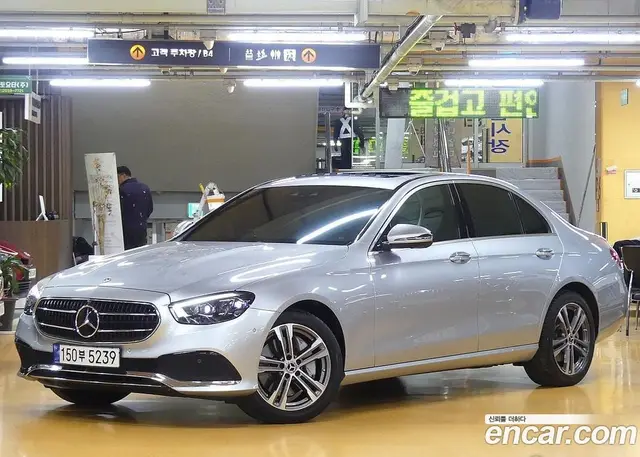 Mercedes-Benz E-Class, 2022, 39 000 км