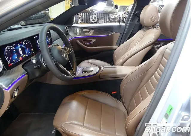 Mercedes-Benz E-Class 2022 2.0 автомат (гидро), миниатюра 10