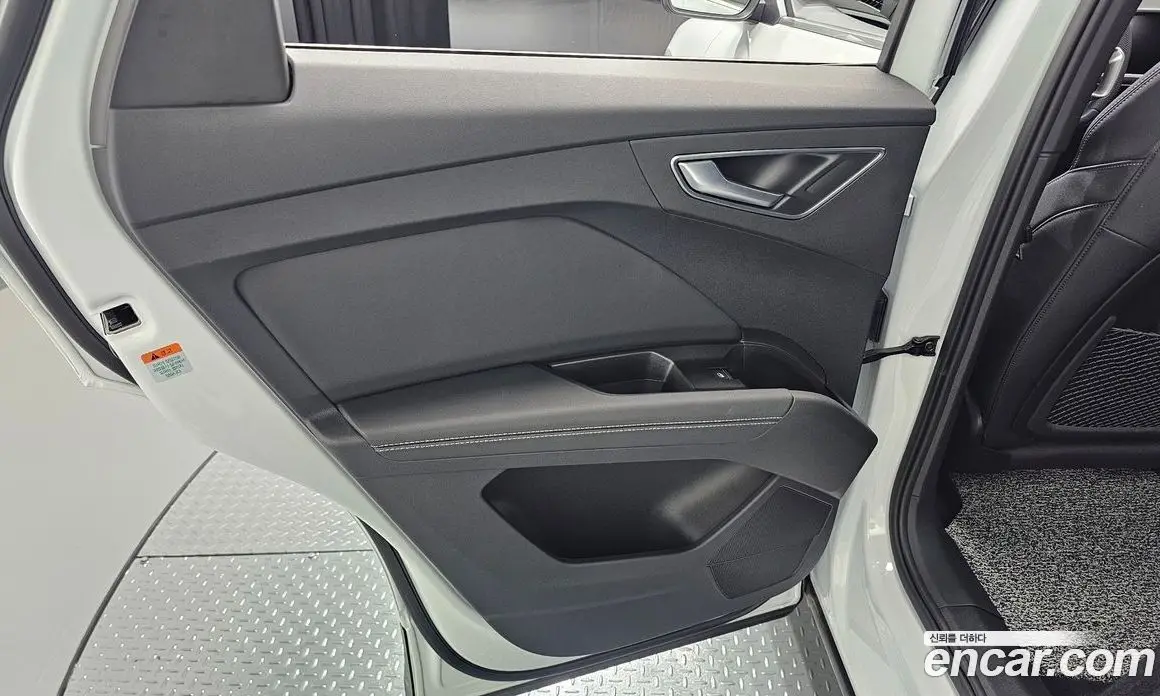Audi Q4 e-tron 2025 0.2 автомат (гидро), фото 14 Audi Q4 e-tron 2025 0.2 автомат (гидро), фото 14