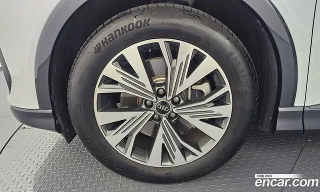 Audi Q4 e-tron 2025 0.2 автомат (гидро), миниатюра 4 Audi Q4 e-tron 2025 0.2 автомат (гидро), миниатюра 4