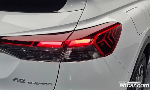 Audi Q4 e-tron 2025 0.2 автомат (гидро), миниатюра 8 Audi Q4 e-tron 2025 0.2 автомат (гидро), миниатюра 8