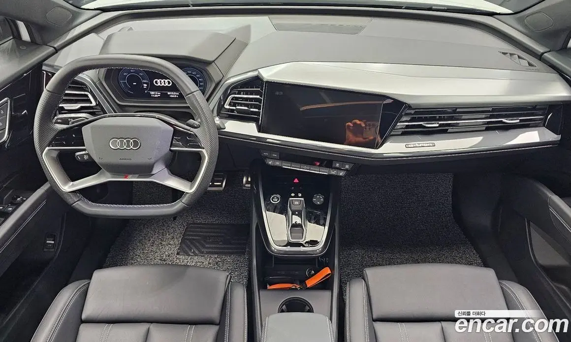 Audi Q4 e-tron 2025 0.2 автомат (гидро), фото 9 Audi Q4 e-tron 2025 0.2 автомат (гидро), фото 9