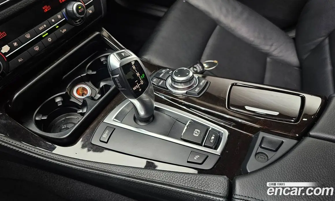 BMW 5 серия 2011 2.0 автомат (гидро), фото 9