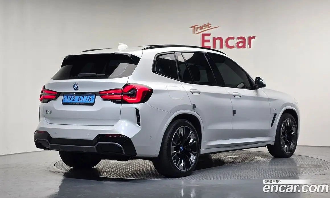 BMW iX3 2023 0.2 автомат (гидро), фото 1 BMW iX3 2023 0.2 автомат (гидро), фото 1