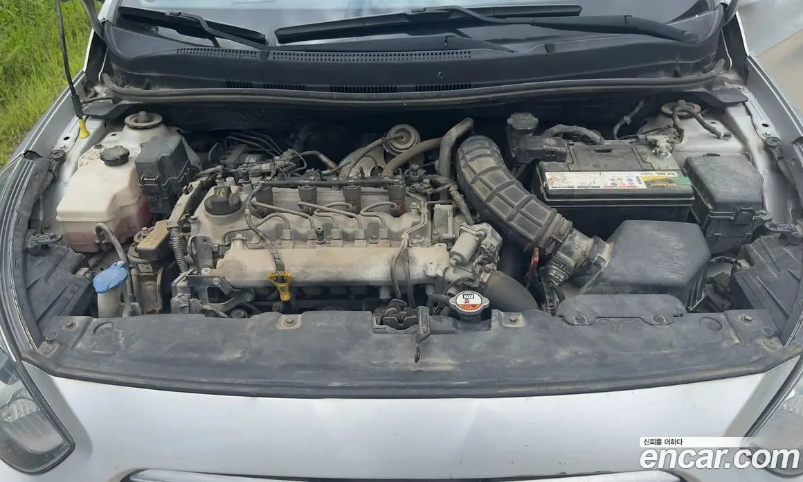 Hyundai Accent 2012 1.6 автомат (гидро), фото 13