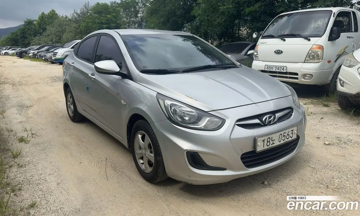 Hyundai Accent 2012 1.6 автомат (гидро), фото 6