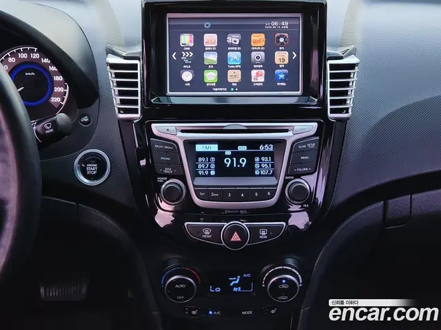 Hyundai Accent 2015 1.6 автомат (гидро), миниатюра 12