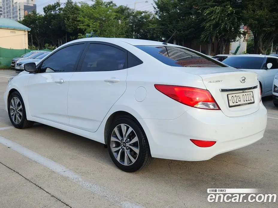 Hyundai Accent 2015 1.6 автомат (гидро), фото 6