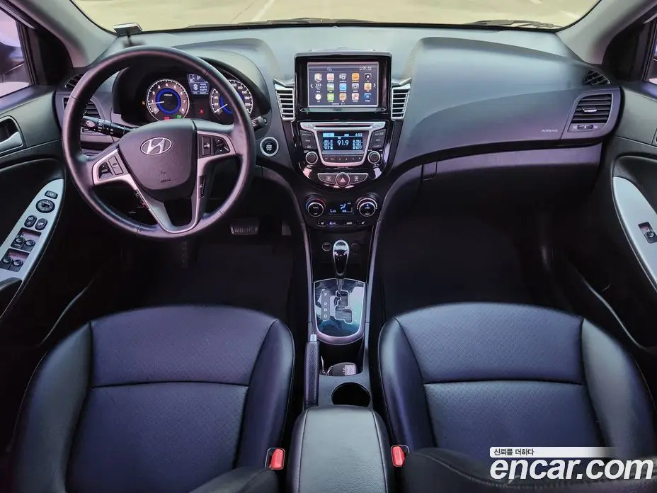 Hyundai Accent 2015 1.6 автомат (гидро), фото 7