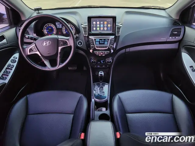 Hyundai Accent 2015 1.6 автомат (гидро), миниатюра 7