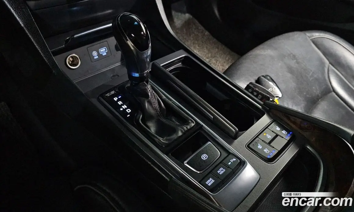 Hyundai Aslan 2014 3.0 автомат (гидро), фото 12